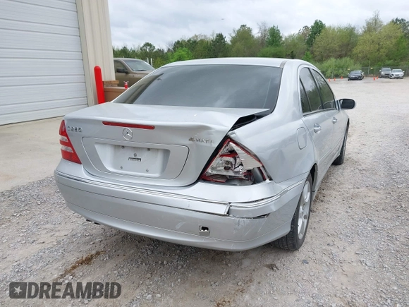 2007 Mercedes-Benz C 280 Luxury with VIN WDBRF92H07F876411, listed as a IAAI auction lot 41942611 with 250,976 mi miles and . Bid and sale history available at DreamBid. Image 6.