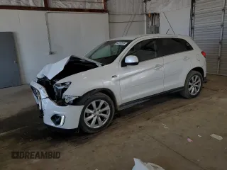 2015 Mitsubishi Outlander SE z VIN 4A4AR4AU7FE056122, wystawiony jako Copart lot #62059595 z przebiegiem 99 139 mil mil oraz Szkoda całkowita • Salvage title. Historia ofert i sprzedaży dostępna na DreamBid. Obrazek 1.