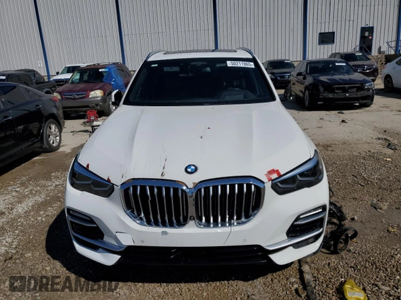 2019 BMW X5 xDrive40i with VIN 5UXCR6C59KLK82555, listed as a Copart auction lot 50211965 with 40,680 mi miles and Salvage Title. Bid and sale history available at carsss.com. Image 5.