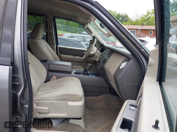 2010 Ford Expedition SSV with VIN 1FMJU1G59AEB59065, listed as a IAAI auction lot 42202714 with 250,219 mi miles and . Bid and sale history available at DreamBid. Image 5.