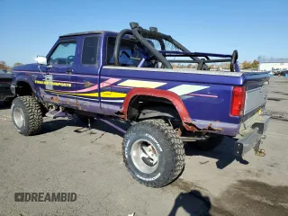 1988 Ford Ranger with VIN 1FTCR15T2JPB74849, listed as a Copart auction lot 77037424 with 58,261 mi miles and Clean Title. Bid and sale history available at carsss.com. Image 2.
