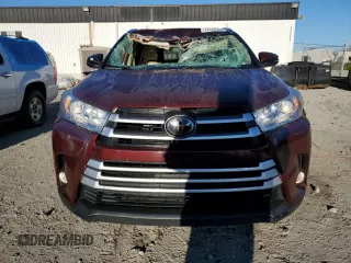 2018 Toyota Highlander SE z VIN 5TDKZRFH9JS238704, wystawiony jako Copart lot #74180764 z przebiegiem 96 037 mil mil oraz Szkoda całkowita • Salvage title. Historia ofert i sprzedaży dostępna na DreamBid. Obrazek 5.