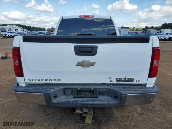 2008 Chevrolet Silverado 1500 LT w/2LT with VIN 1GCEC19J98Z295928, listed as a Copart auction lot 71609814 with 244,062 mi miles and Salvage Title. Bid and sale history available at carsss.com. Image 6.
