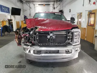 2024 Ford F-350 XL with VIN 1FT8W3BT5REF71350, listed as a Copart auction lot 45038005 with 15 mi miles and Salvage Title. Bid and sale history available at DreamBid. Image 5.