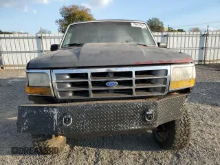 1993 Ford F-250 with VIN 1FTHX26M1PKA32006, listed as a Copart auction lot 79642484 with 0 mi miles and Salvage Title. Bid and sale history available at carsss.com. Image 5.
