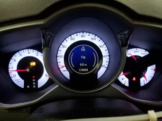 2010 Cadillac SRX Luxury Collection z VIN 3GYFNDEYXAS598586, wystawiony jako Copart lot #58769115 z przebiegiem 174 634 mil mil oraz Szkoda całkowita • Salvage title. Historia ofert i sprzedaży dostępna na DreamBid. Obrazek 9.