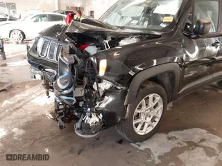 2019 Jeep Renegade Sport with VIN ZACNJBAB9KPJ95900, listed as a IAAI auction lot 41018209 with 70,511 mi miles. Bid and sale history available at carsss.com. Image 6.