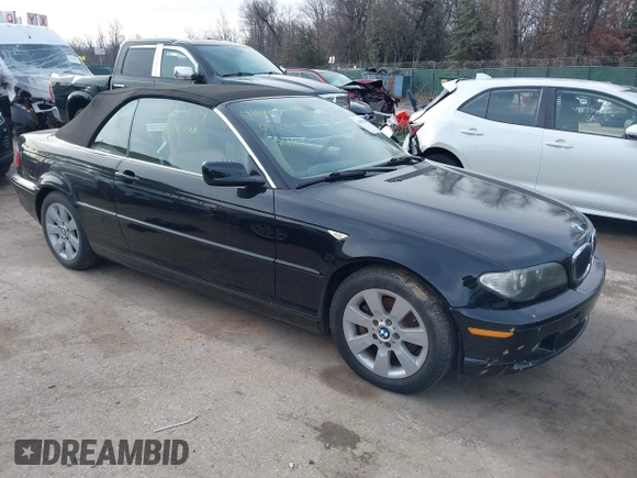 2006 BMW 3 Series 325Ci with VIN WBABW33466PX86228, listed as a IAAI auction lot 41612664 with 116,520 mi miles. Bid and sale history available at carsss.com. Image 1.