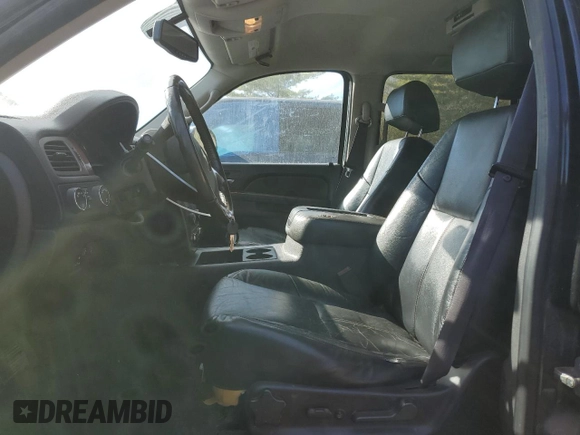 2012 Chevrolet Suburban LS with VIN 1GNSKHE71CR218298, listed as a Copart auction lot 72367724 with 207,970 mi miles and Clean Title. Bid and sale history available at carsss.com. Image 7.