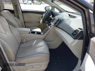 2009 Toyota Venza with VIN 4T3ZK11A19U003738, listed as a IAAI auction lot 41762007 with 187,723 mi miles. Bid and sale history available at carsss.com. Image 5.
