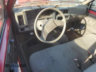 1988 Nissan Hardbody z VIN 1N6ND11S8JC346391, wystawiony jako Copart lot #48349645 z przebiegiem 183 175 mil mil oraz Szkoda całkowita • Salvage title. Historia ofert i sprzedaży dostępna na DreamBid. Obrazek 8.