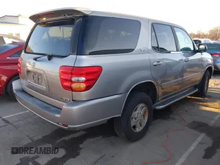 2002 Toyota Sequoia SR5 with VIN 5TDZT34A92S094303, listed as a IAAI auction lot 41739875 with 250,576 mi miles and . Bid and sale history available at carsss.com. Image 4.