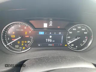 2022 Cadillac XT4 FWD Premium Luxury z VIN 1GYFZCR44NF166169, wystawiony jako Copart lot #77981414 z przebiegiem 9 734 mil mil oraz Nie do naprawy • Non repairable. Historia ofert i sprzedaży dostępna na DreamBid. Obrazek 9.
