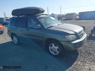 2006 Toyota Highlander w/3rd Row with VIN JTEEP21A760139373, listed as a IAAI auction lot 42001470 with 235,899 mi miles. Bid and sale history available at carsss.com. Image 1.