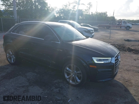2018 Audi Q3 Premium Plus z VIN WA1HCCFS3JR022277, wystawiony jako IAAI lot #42468345 z przebiegiem 78 225 mil mil oraz . Historia ofert i sprzedaży dostępna na DreamBid. Obrazek 1.