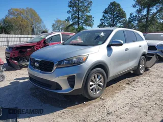 2019 Kia Sorento LX V6 with VIN 5XYPG4A59KG558518, listed as a IAAI auction lot 41808458 with 110,454 mi miles. Bid and sale history available at carsss.com. Image 18.