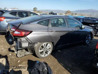 2018 Honda Clarity Touring with VIN JHMZC5F3XJC010482, listed as a Copart auction lot 70893902 with 39,151 mi miles. Bid and sale history available at carsss.com. Image 3.