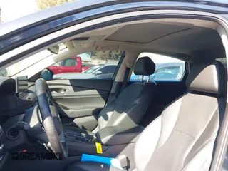 2023 Honda Accord Touring с VIN 1HGCY2F87PA061785, выставлен на аукционе IAAI как лот 41681675 с пробегом 44 571 миль миль и . История ставок и продаж доступна на DreamBid. Изображение 21.