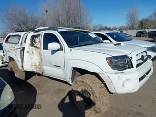 2008 Toyota Tacoma z VIN 5TELU42N68Z538327, wystawiony jako IAAI lot #41657460 z przebiegiem 121 352 mil mil oraz . Historia ofert i sprzedaży dostępna na DreamBid. Obrazek 1.