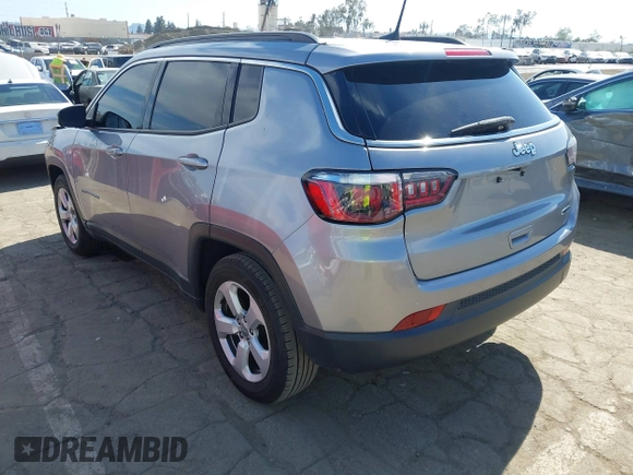 2019 Jeep Compass Latitude with VIN 3C4NJCBB0KT676974, listed as a IAAI auction lot 42020893 with 54,159 mi miles and . Bid and sale history available at DreamBid. Image 3.