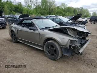 2002 Ford Mustang Deluxe с VIN 1FAFP44422F128062, выставлен на аукционе Copart как лот 57081075 с пробегом 85 392 миль миль и Чистый • Clean title. История ставок и продаж доступна на DreamBid. Изображение 4.