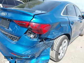 2023 Audi A3 Premium z VIN WAUAUDGY1PA084908, wystawiony jako IAAI lot #42048782 z przebiegiem 28 860 mil mil oraz . Historia ofert i sprzedaży dostępna na DreamBid. Obrazek 6.