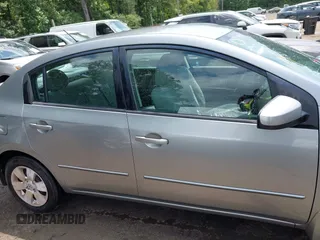 2011 Nissan Sentra SR z VIN 3N1AB6AP4BL609002, wystawiony jako IAAI lot #42424892 z przebiegiem 217 563 mil mil oraz . Historia ofert i sprzedaży dostępna na DreamBid. Obrazek 13.
