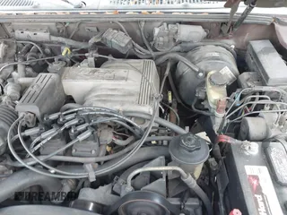 1999 Ford Explorer XLT z VIN 1FMDU32P2XUC31708, wystawiony jako IAAI lot #42243725 z przebiegiem 239 411 mil mil oraz . Historia ofert i sprzedaży dostępna na DreamBid. Obrazek 10.
