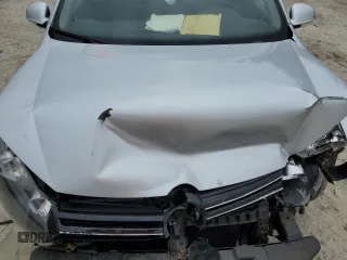 2010 Volkswagen Jetta TDI z VIN 3VWTL7AJ1AM670642, wystawiony jako Copart lot #44380965 z przebiegiem 160 994 mil mil oraz Szkody całkowita. Historia ofert i sprzedaży dostępna na DreamBid. Obrazek 12.