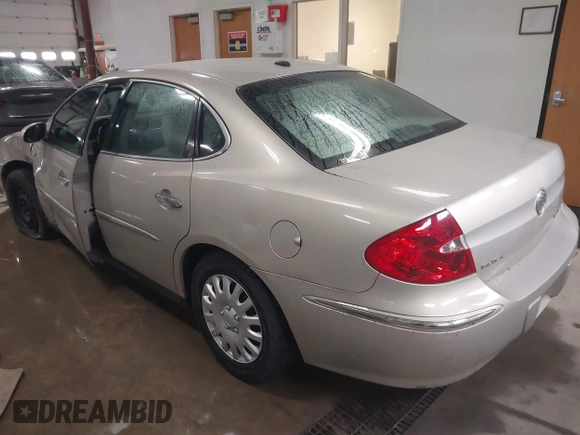 2008 Buick LaCrosse CX with VIN 2G4WC582181198667, listed as a IAAI auction lot 41848020 with 145,949 mi miles. Bid and sale history available at carsss.com. Image 3.
