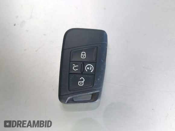 2022 Volkswagen Tiguan SE R-Line Black with VIN 3VVCB7AX8NM039730, listed as a IAAI auction lot 42313651 with 71,759 mi miles and . Bid and sale history available at DreamBid. Image 11.