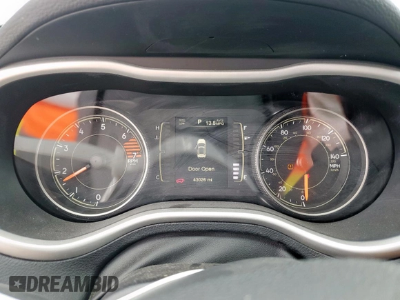 2018 Jeep Cherokee Latitude Plus с VIN 1C4PJLLB7JD605475, выставлен на аукционе Copart как лот 55861125 с пробегом 43 026 миль миль и Списание • Salvage title. История ставок и продаж доступна на DreamBid. Изображение 9.
