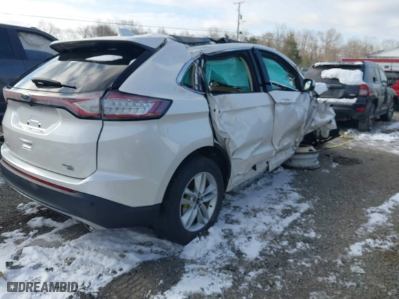 2015 Ford Edge SEL with VIN 2FMTK4J82FBC21587, listed as a IAAI auction lot 41592046 with 107,573 mi miles. Bid and sale history available at carsss.com. Image 4.