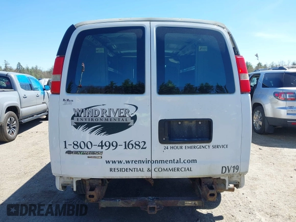 2012 Chevrolet Express Cargo Van with VIN 1GCWGFBA6C1156153, listed as a IAAI auction lot 42168661 with 233,473 mi miles. Bid and sale history available at carsss.com. Image 17.