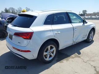 2023 Audi Q5 Premium with VIN WA1ABAFY6P2165402, listed as a IAAI auction lot 41969291 with 33,540 mi miles and . Bid and sale history available at DreamBid. Image 4.