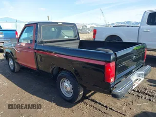1990 Ford Ranger XLT with VIN 1FTCR10AXLUB92428, listed as a IAAI auction lot 41710370 with 31,036 mi miles. Bid and sale history available at carsss.com. Image 3.