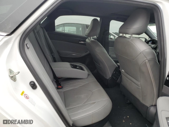 2019 Toyota Avalon Hybrid Limited with VIN 4T1B21FB5KU003131, listed as a Copart auction lot 88965885 with 41,303 mi miles and Salvage Title. Bid and sale history available at carsss.com. Image 10.