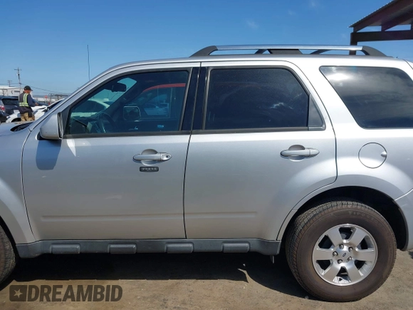 2012 Ford Escape Limited with VIN 1FMCU0EG2CKA44321, listed as a IAAI auction lot 41955839 with 80,288 mi miles. Bid and sale history available at carsss.com. Image 15.