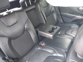 2019 Jeep Cherokee Latitude Plus with VIN 1C4PJMLB2KD317256, listed as a IAAI auction lot 41723541 with 61,322 mi miles. Bid and sale history available at carsss.com. Image 8.
