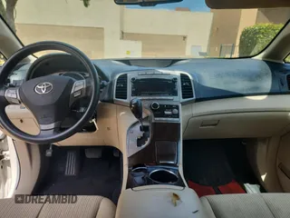 2010 Toyota Venza z VIN 4T3ZA3BB7AU035555, wystawiony jako Copart lot #61304195 z przebiegiem 148 545 mil mil oraz Czysty tytuł • Clean title. Historia ofert i sprzedaży dostępna na DreamBid. Obrazek 9.
