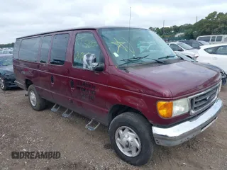 2007 Ford Econoline Passenger XL с VIN 1FBSS31L47DA62103, выставлен на аукционе IAAI как лот 40482642 с пробегом Не указан миль и . История ставок и продаж доступна на DreamBid. Изображение 1.
