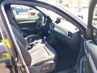 2016 Audi Q3 Prestige z VIN WA1GFCFS5GR020509, wystawiony jako IAAI lot #42150001 z przebiegiem 57 998 mil mil oraz . Historia ofert i sprzedaży dostępna na DreamBid. Obrazek 5.