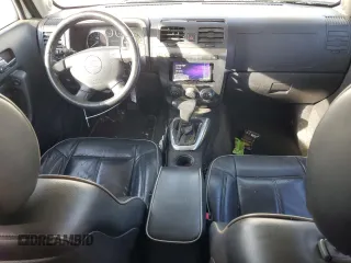 2006 Hummer H3 with VIN 5GTDN136X68105270, listed as a Copart auction lot 41430085 with 207,143 mi miles and Salvage Title. Bid and sale history available at DreamBid. Image 8.