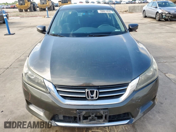 2013 Honda Accord LX z VIN 1HGCR2F39DA142218, wystawiony jako Copart lot #55621635 z przebiegiem 109 215 mil mil oraz Szkoda całkowita • Salvage title. Historia ofert i sprzedaży dostępna na DreamBid. Obrazek 5.