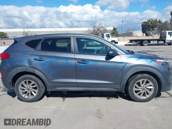 2016 Hyundai Tucson SE z VIN KM8J23A47GU107823, wystawiony jako IAAI lot #41732096 z przebiegiem 158 931 mil mil oraz . Historia ofert i sprzedaży dostępna na DreamBid. Obrazek 13.