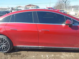 2023 Mercedes-Benz EQE AMG z VIN W1KEG5DBXPF015077, wystawiony jako IAAI lot #41342138 z przebiegiem 7 416 mil mil oraz . Historia ofert i sprzedaży dostępna na DreamBid. Obrazek 13.