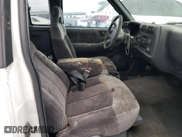 1996 GMC Sonoma SLS with VIN 1GTCS19X3TK531229, listed as a Copart auction lot 41438365 with 0 mi miles and Salvage Title. Bid and sale history available at carsss.com. Image 10.