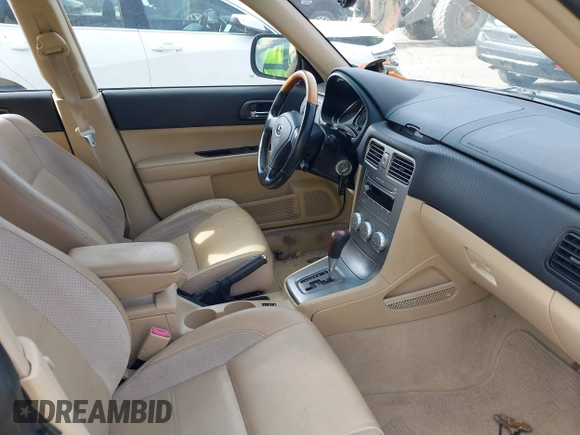 2006 Subaru Forester 2.5 X L.L. Bean Edition with VIN JF1SG67656H705653, listed as a IAAI auction lot 42107473 with 119,031 mi miles. Bid and sale history available at carsss.com. Image 5.
