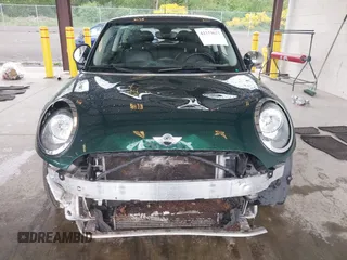 2016 MINI Hardtop with VIN WMWXP5C52G3B15559, listed as a IAAI auction lot 42310617 with 100,358 mi miles and . Bid and sale history available at DreamBid. Image 12.
