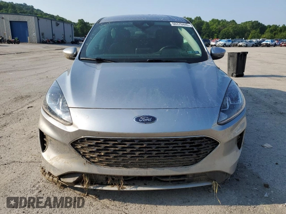 2021 Ford Escape SE with VIN 1FMCU9G68MUB10403, listed as a Copart auction lot 60376445 with 37,069 mi miles and Salvage title. Bid and sale history available at DreamBid. Image 5.
